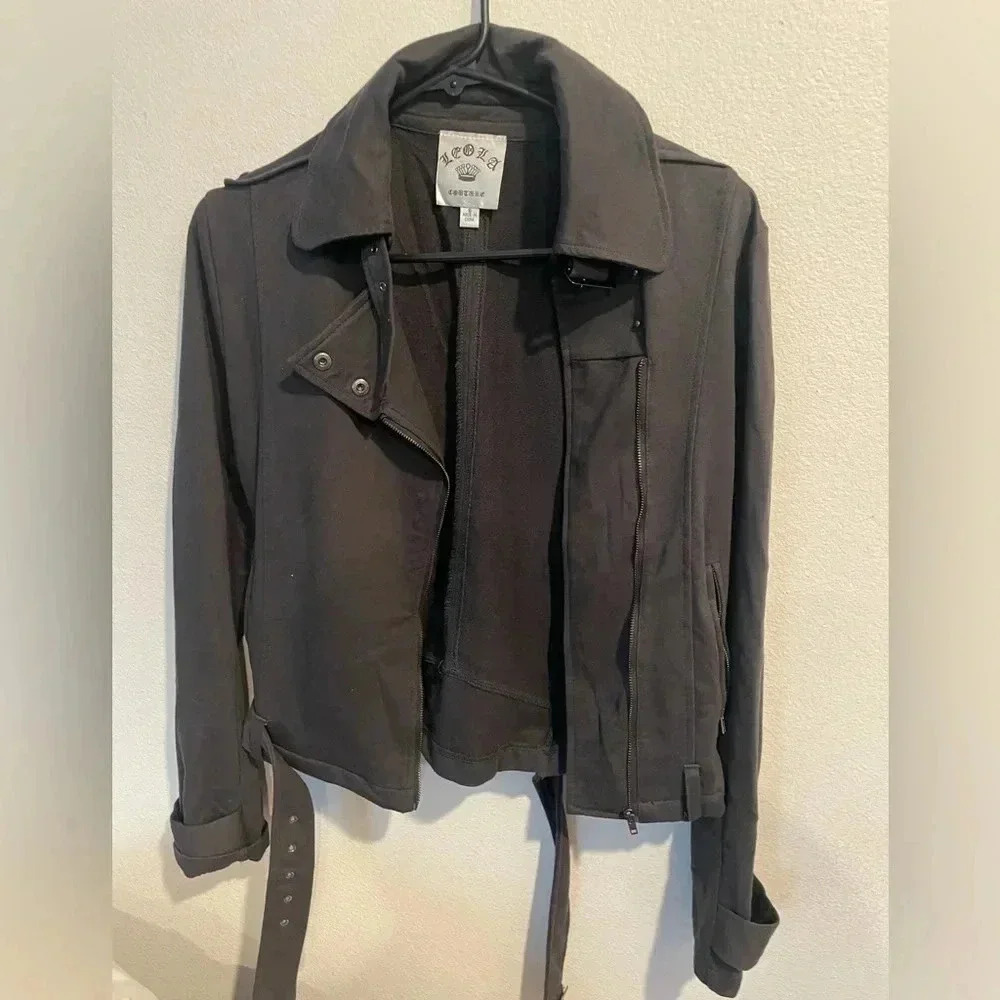 Leila couture dark gray jacket size Small‎